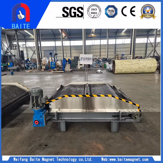 Separatore magnetico a fascia per proteggere il frantoio